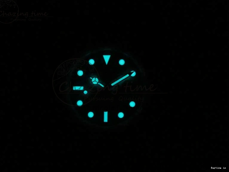 0104 Submariner 40mm White Ceramic 5GF Best Edition Dark Blue Dial on Blue Rubber Strap SA DailyWear 2486